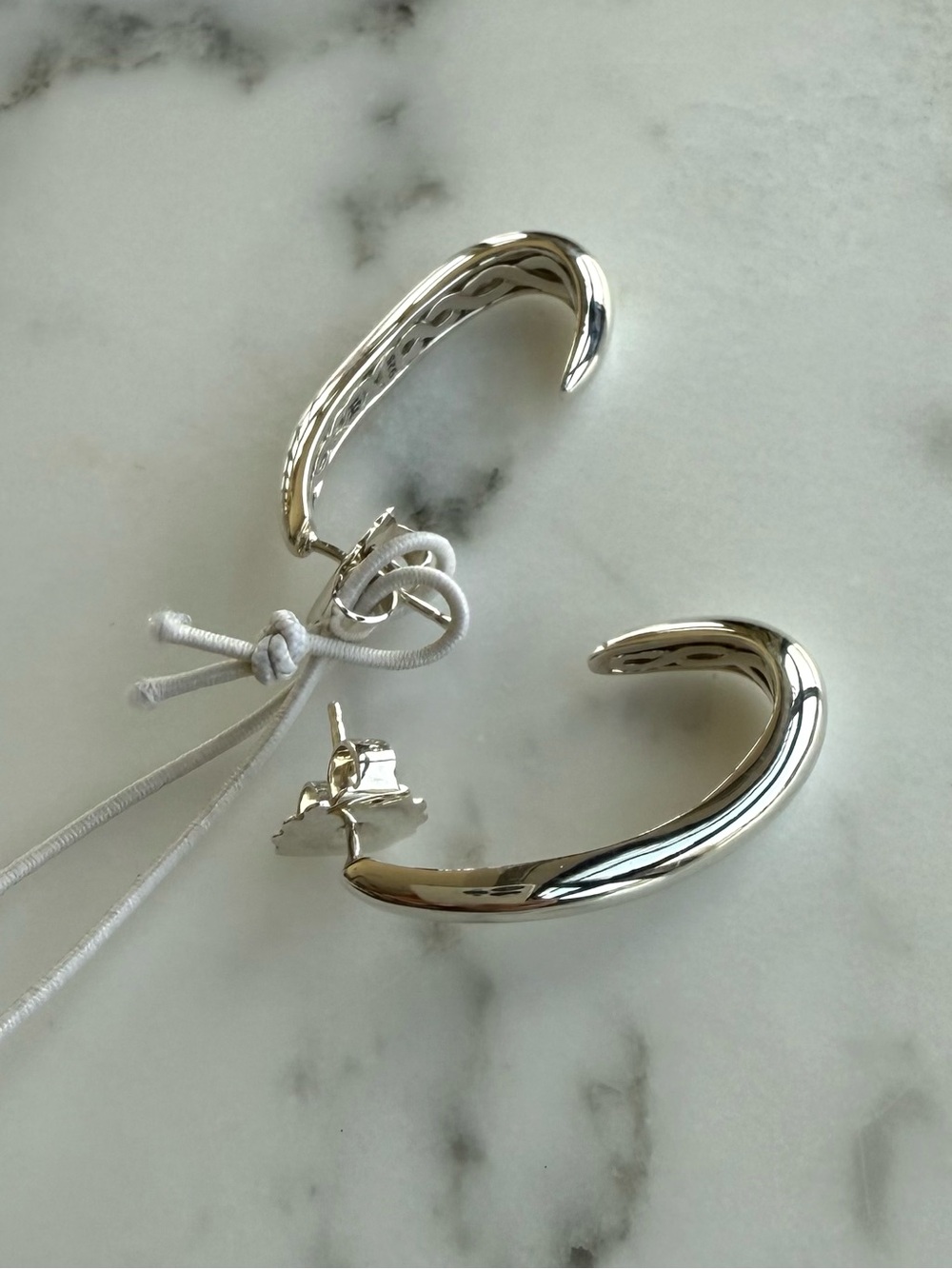 New John Hardy Surf Medium J Hoop Sterling Silver Earrings - Picture 13 of 16